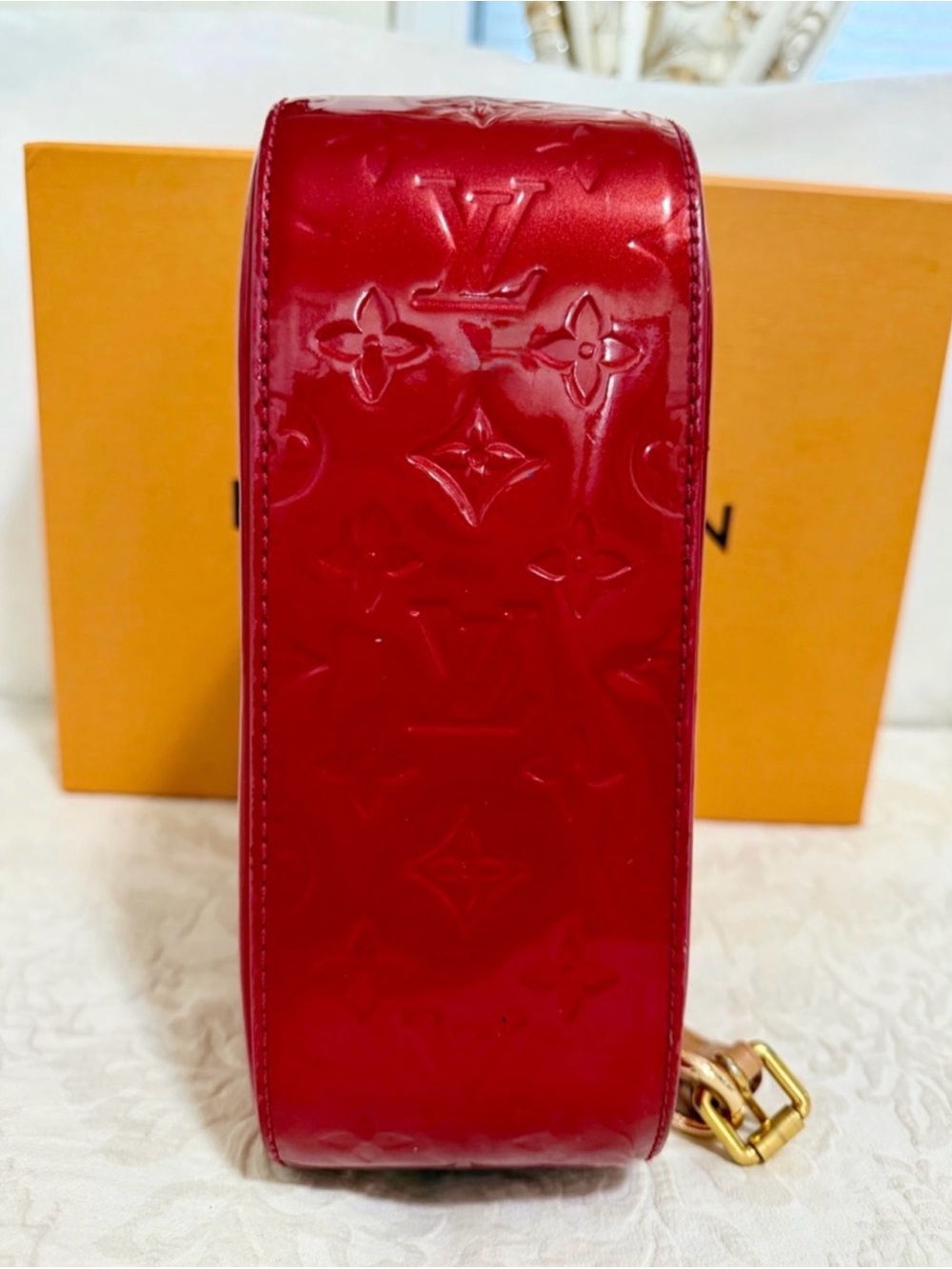 ✨ Gorgeous Gift! Louis Vuitton Pomme D’Amour Monogram Vernis Bellflower PM ✨ - Picture 8 of 14